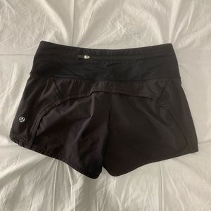 black lululemon shorts size 2